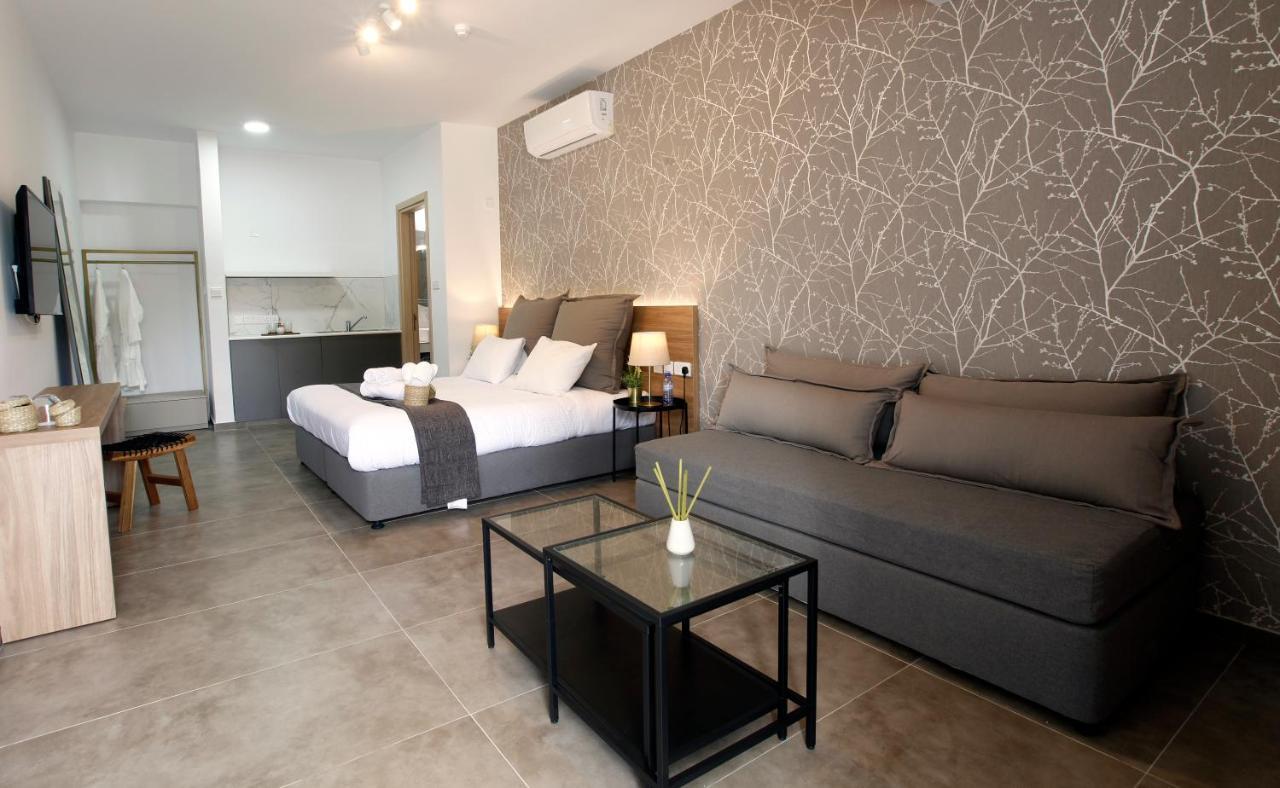 Cosmopolis Multi-Venue Aparthotel Larnaca Exterior photo